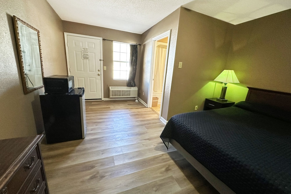Sparta Seven Motel By OYO near Milledgeville - photo 21