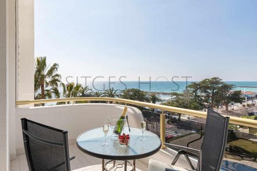 Sitges Arena Dos Piscinas Frente Al Mar — Sitges