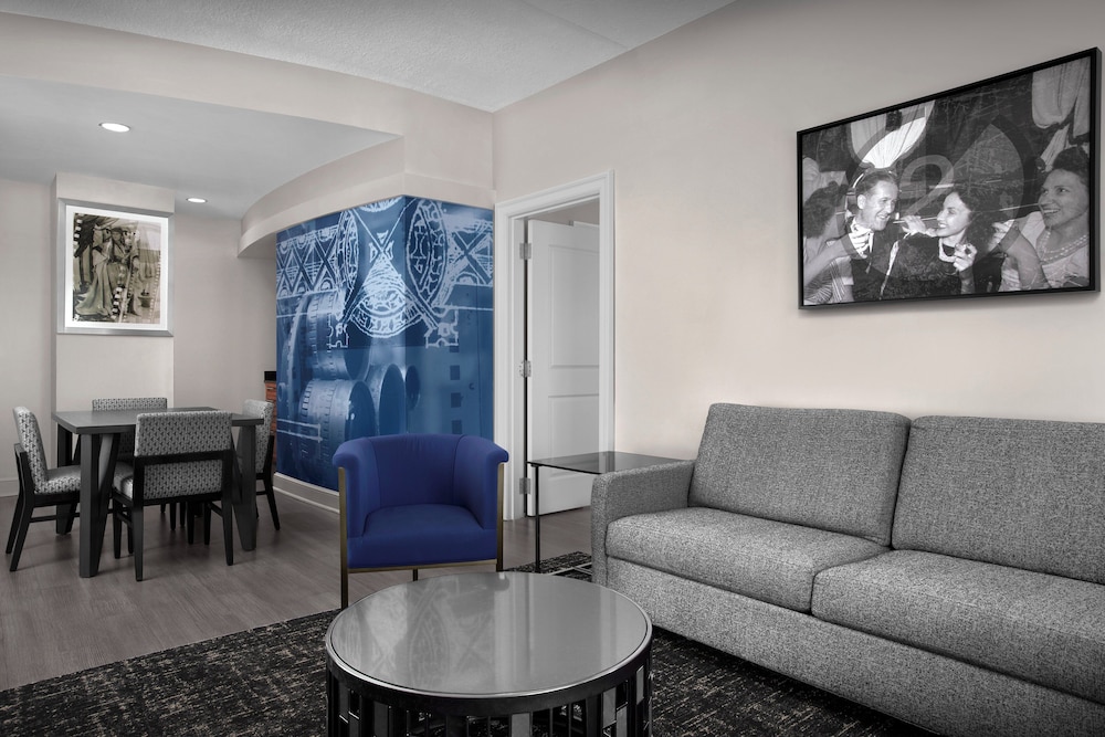 Hotel Indigo Jacksonville Deerwood Park by IHG - photo 18