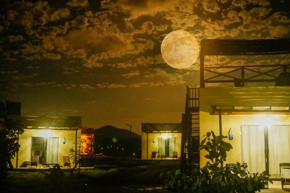 Tres Velas Surf - last minute hotel in Sinaloa