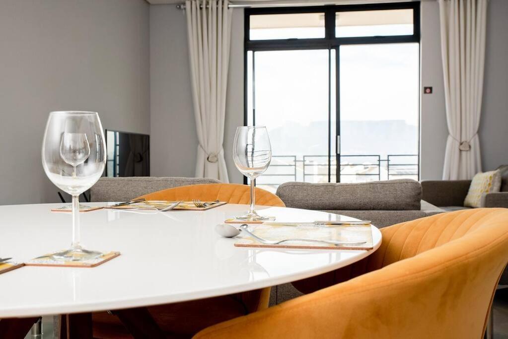 Beachfront 2 Bed W Swimming Pool Blouberg 54 Beach Break