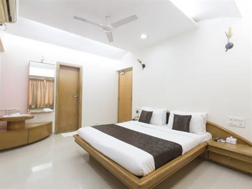 Zo Rooms Worli Seaface