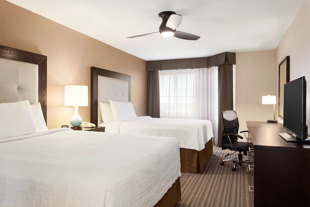 Homewood Suites by Hilton Fargo - photo 8