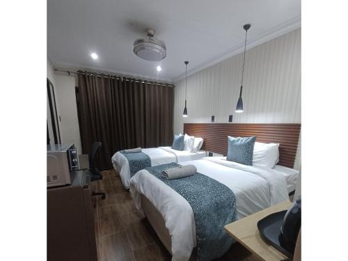 Delux Guesthouse — 4-Star Luxury Hotel in Volksrust, South Africa