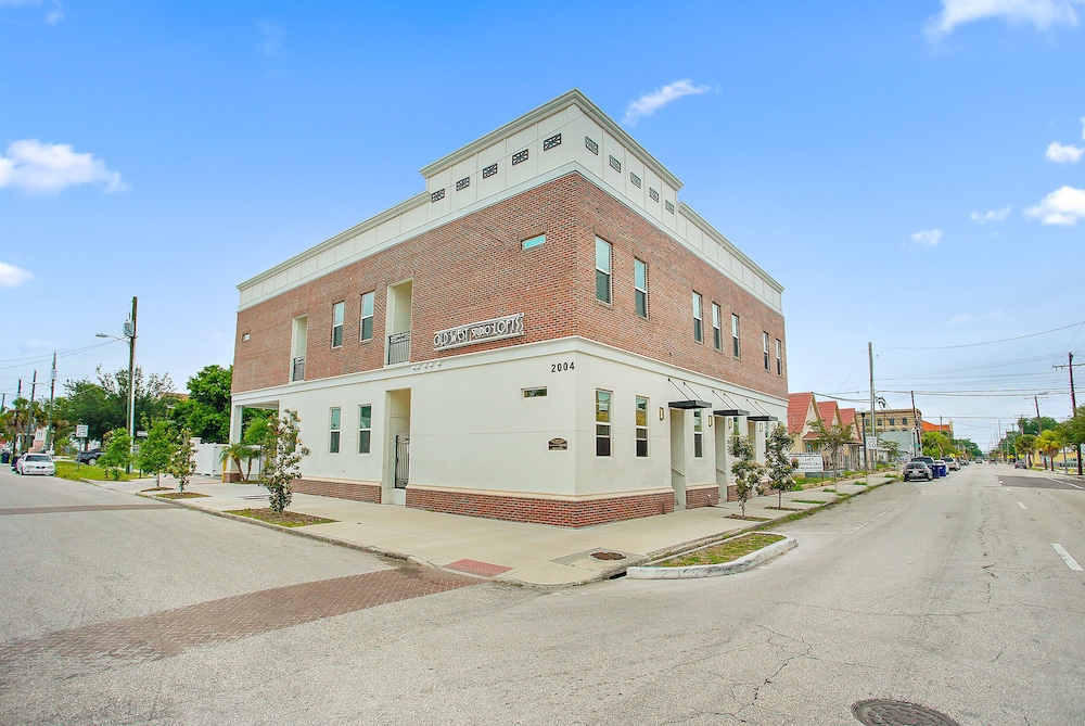 Old West Lofts Down Town Tampa - photo 12