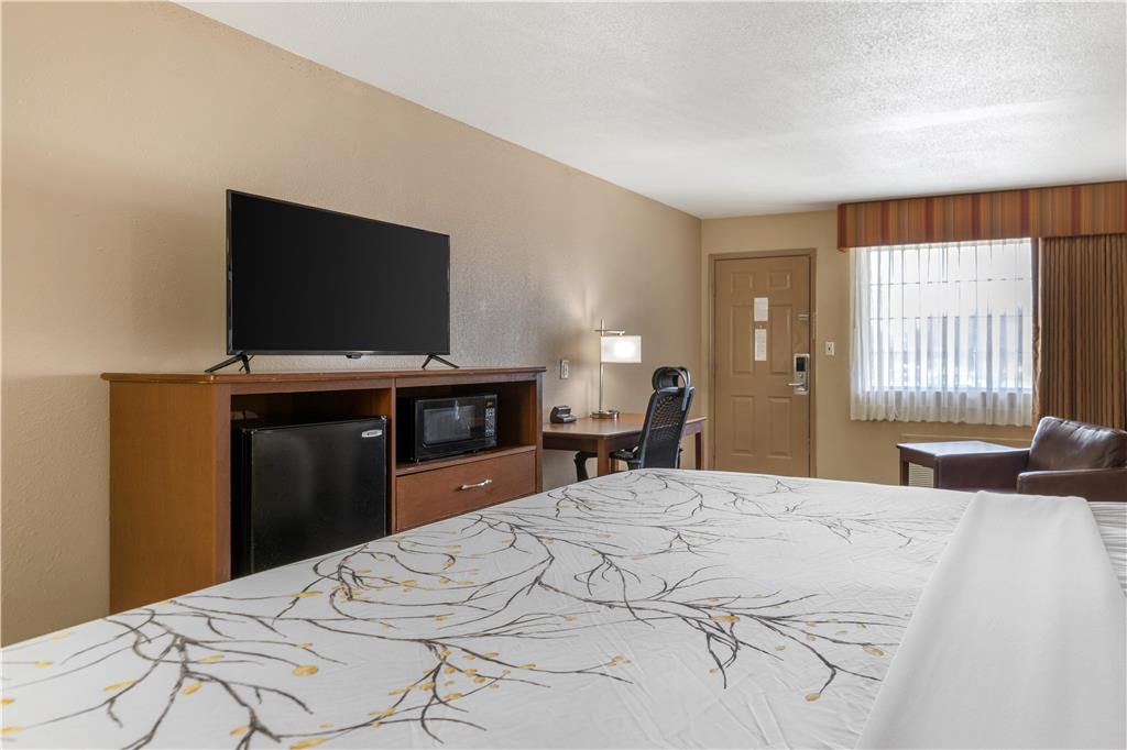 SureStay Plus Hotel By Best Western Poteau - photo 12