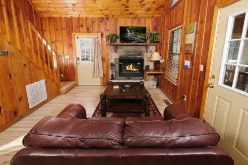 River Romp By Colonial Properties - last minute hotel in Pigeon Forge