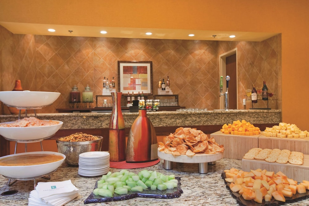 Embassy Suites by Hilton E Peoria Riverfront Conf Center - photo 6