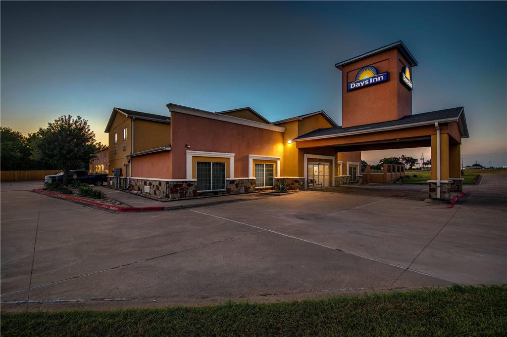 Days Inn by Wyndham Rockdale Texas - photo 5
