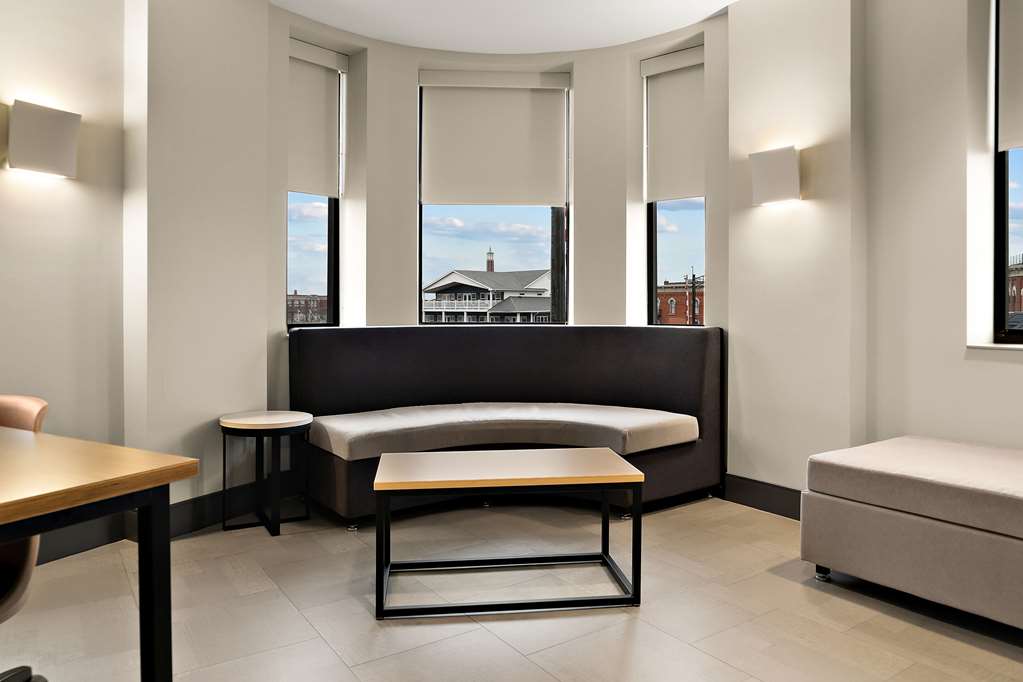 CityFlatsHotel Port Huron an Ascend Collection Hotel - photo 37