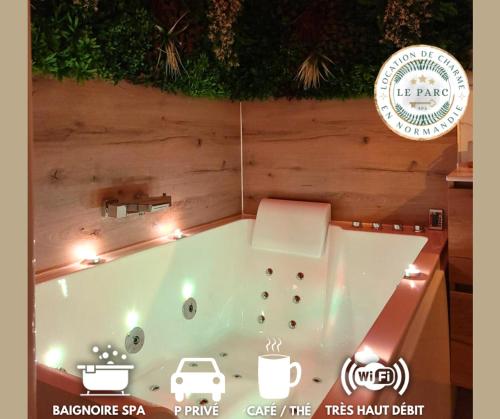 Le Parc Logement de Charme Avec SPA Privatif Le Havre in Le Havre, France