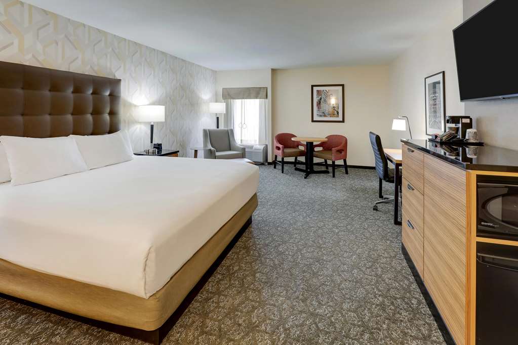Drury Inn & Suites Birmingham Lakeshore Drive - photo 28
