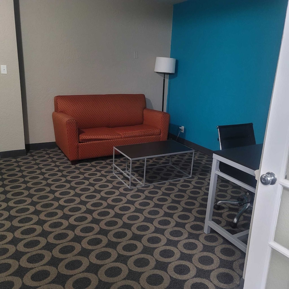 SureStay Hotel by Best Western San Antonio Northeast - photo 22