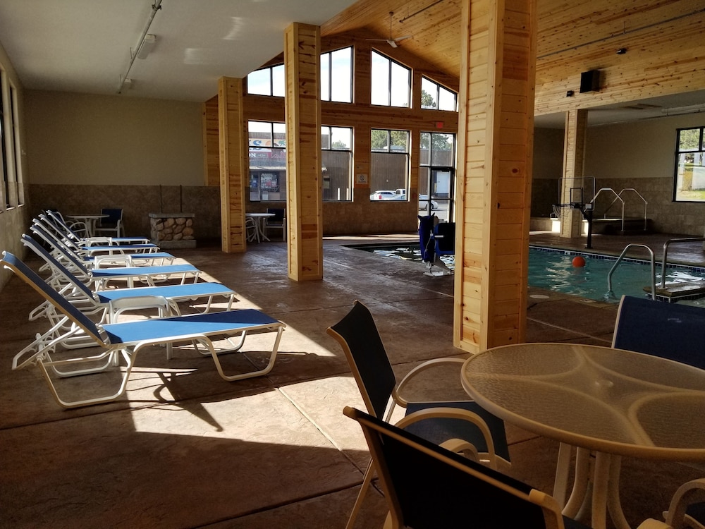 Baymont by Wyndham Oacoma - photo 11