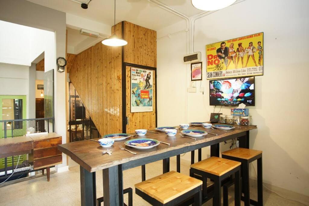 Knocknock 70s Home 5BDR at Jonker Free Parking — 4-Star Luxury Hotel in Malacca, Malaysia