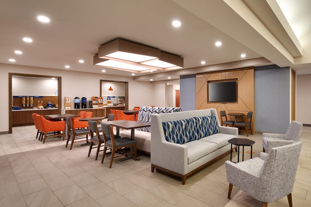 Holiday Inn Express Hotel & Suites Helena by IHG - photo 47