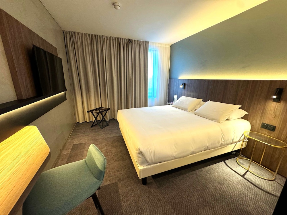 Kyriad Chateauroux Nord Aeroport — hotel in Deols