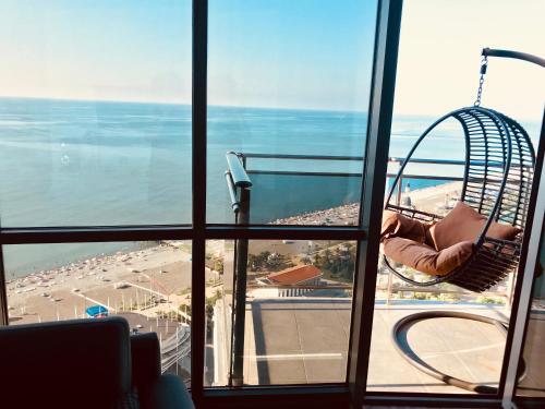 2 Bedroom Beachfront Apartment with Sea View & Balconies