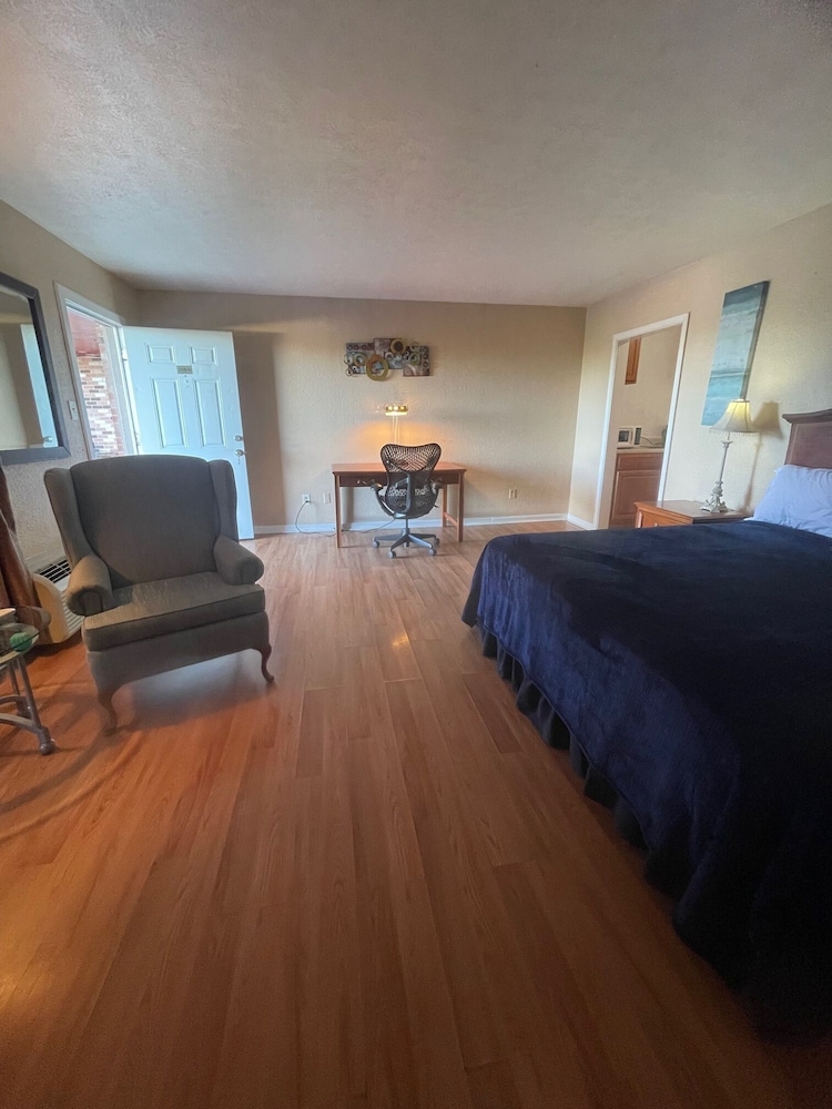 Ans Inn & Suites in Winchester, United States