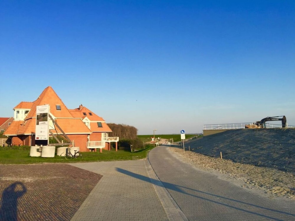Lagoon on the Wadden See on Wangerooge — 4-Star Luxury Hotel in Wangerooge, Germany
