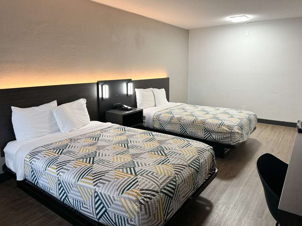 Studio 6 Extended Stay Huntsville AL University Drive - photo 3