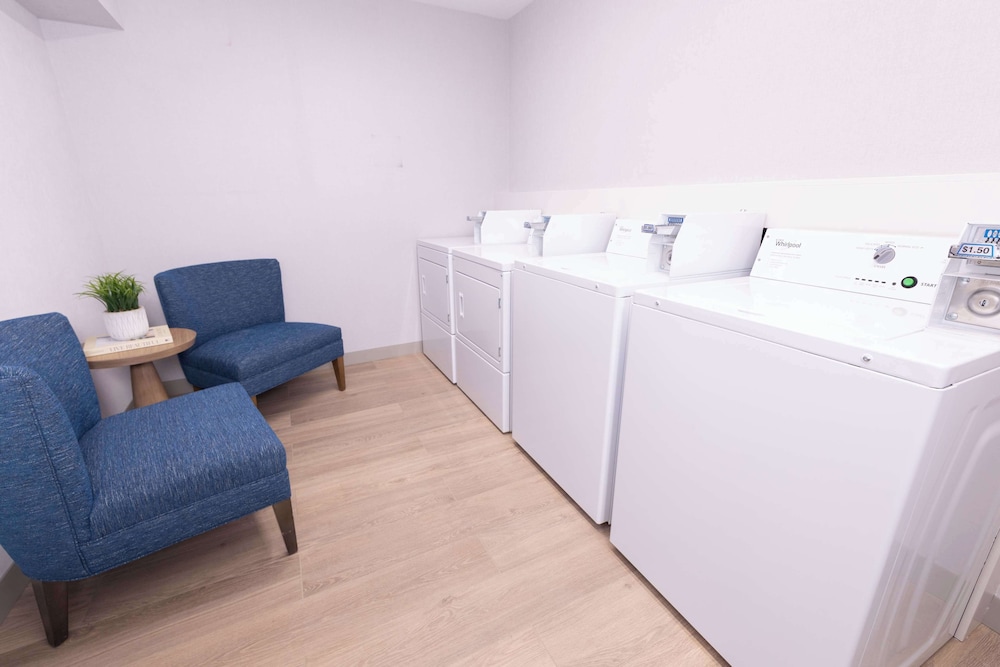 Hilton Garden Inn Des Moines Airport - photo 26