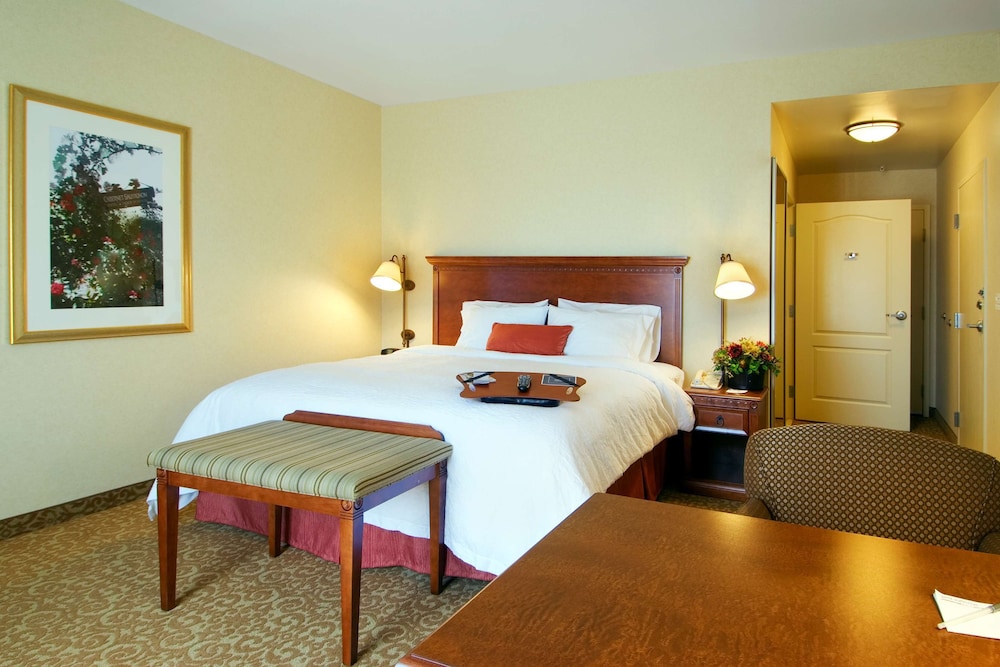 Hampton Inn & Suites Lodi - photo 9