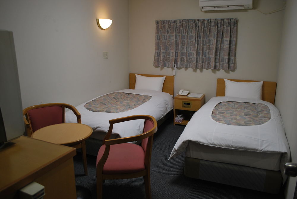 Warabi Palace Hotel — Kawaguchi