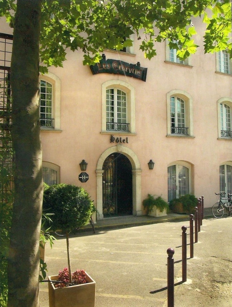 Hotel Les Echevins — Tarascon