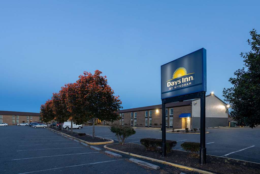 Days Inn by Wyndham Manassas Battlefield - photo 5