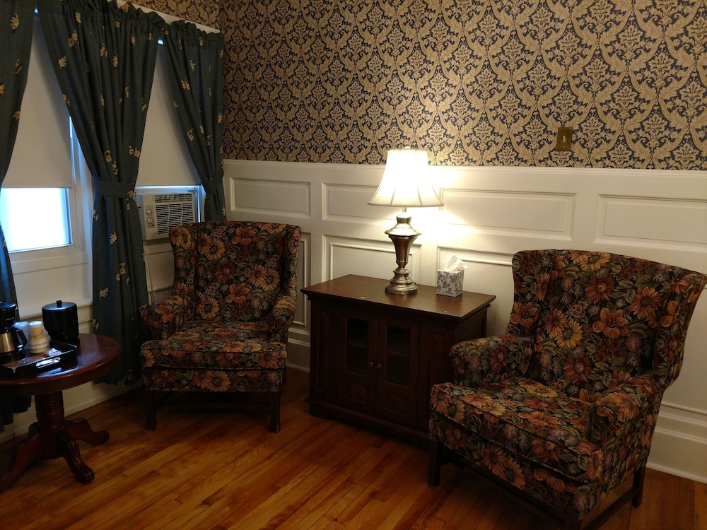 Thayers Inn - photo 20