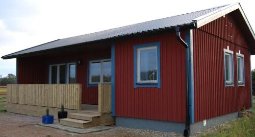 Bjurmangården Recycled Glass Design — hotel in Sjoebo