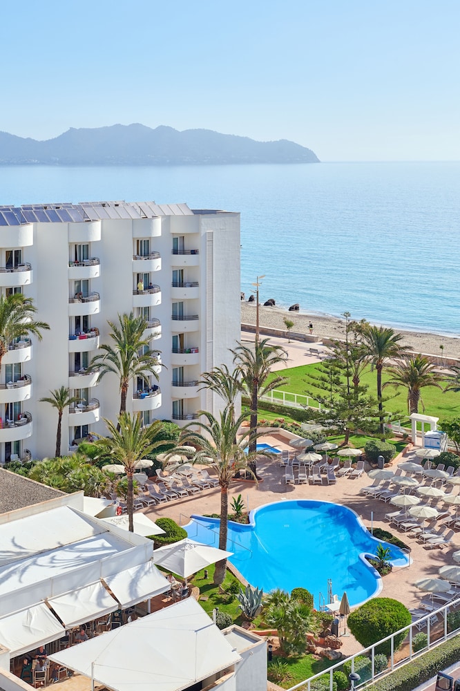 Hipotels Dunas Cala Millor Aparthotel in Sant Llorenc Des Cardassar, Spain