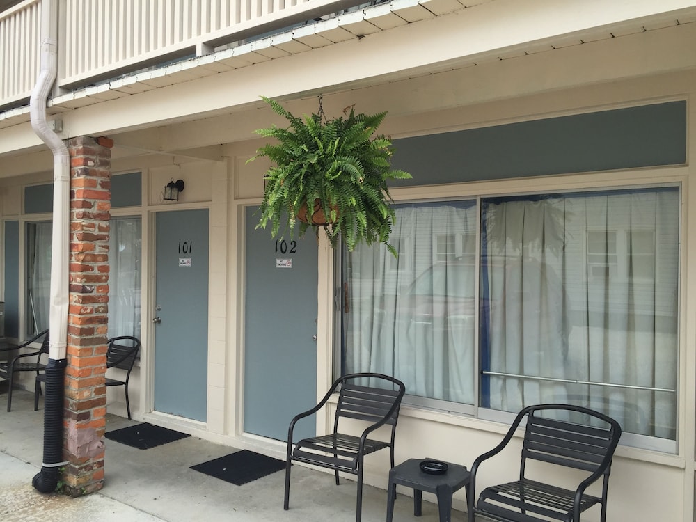 High Tide Motel - photo 26