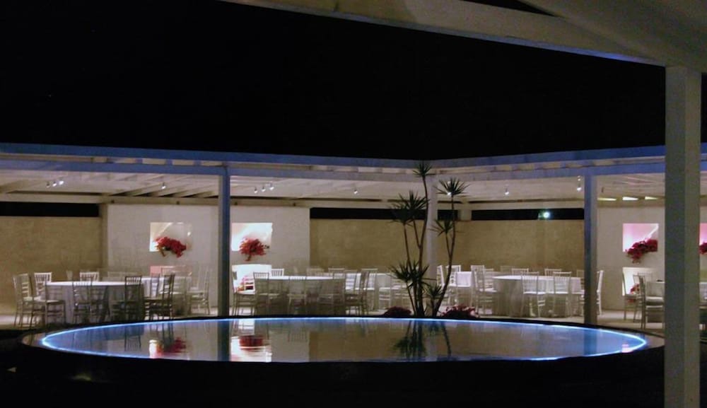 Hotel del Sole Resort — 4-Star Luxury Hotel in Margherita Di Savoia, Italy