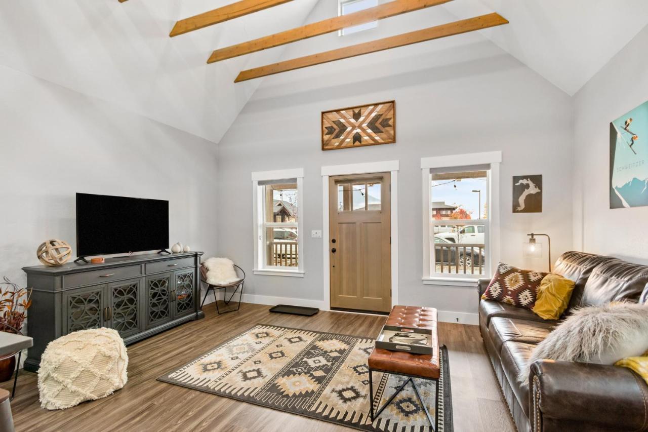 Walnut Cottage — 4-Star Luxury Hotel in Sandpoint, United States