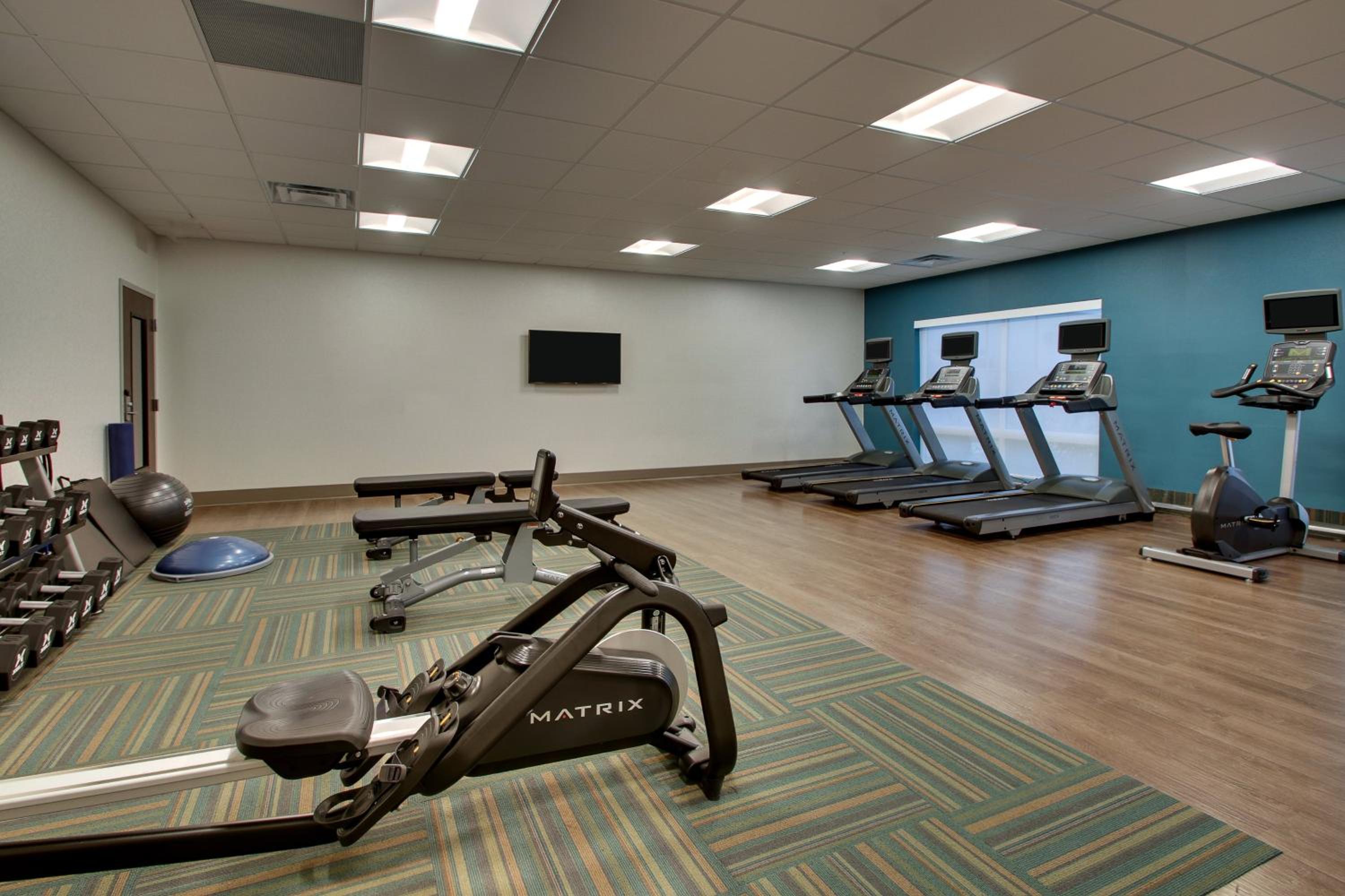 Holiday Inn Express & Suites Mt Sterling North by IHG - photo 116