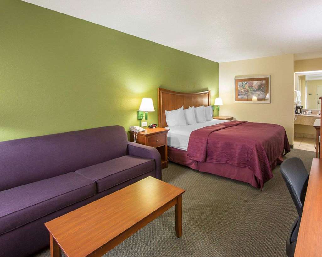Quality Inn Merchants Drive - photo 13