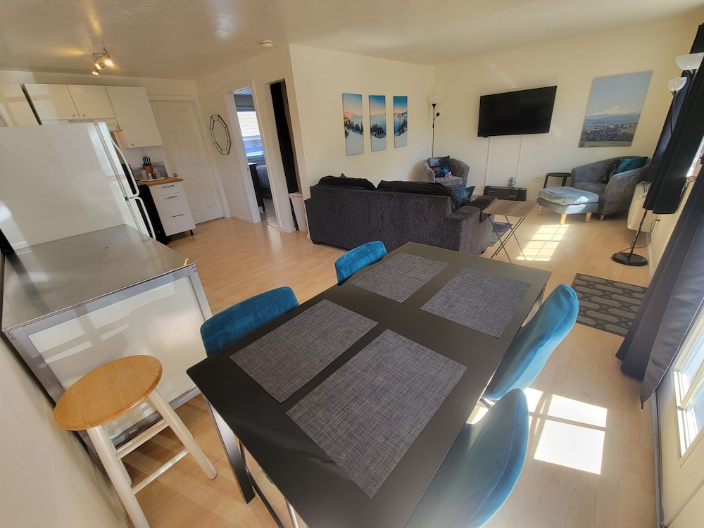 Hood River Suites Apartment Hotel - photo 37