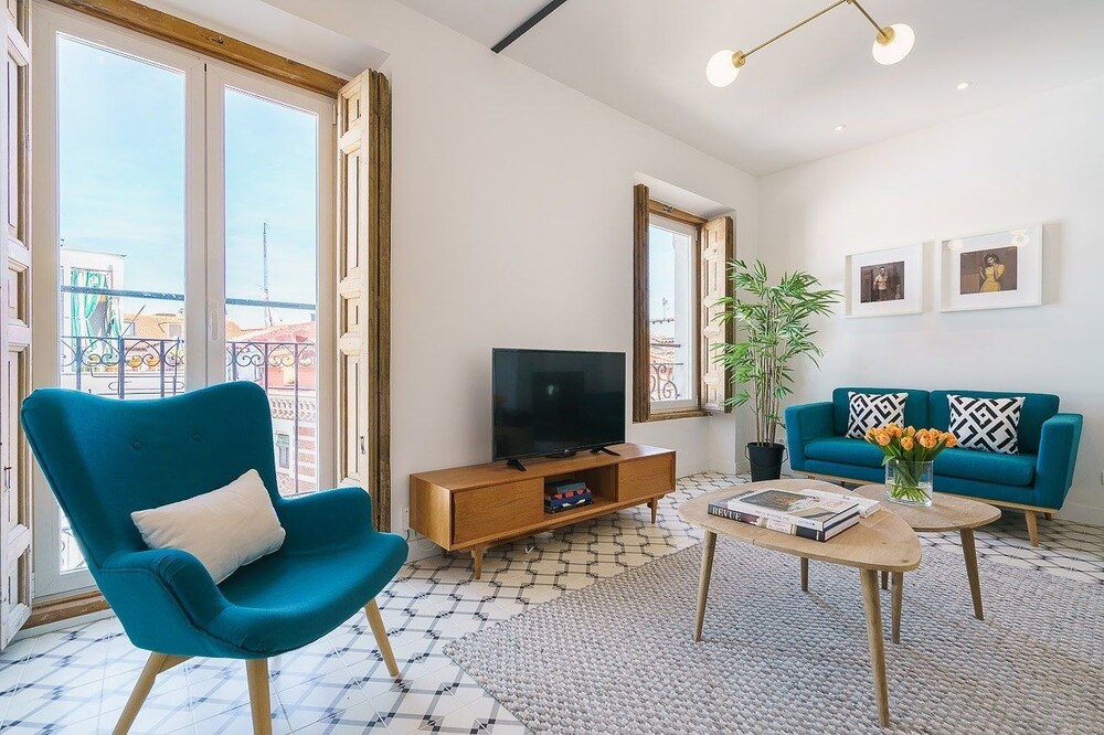 Home Club Huertas II — 4-Star Luxury Hotel in Madrid, Spain
