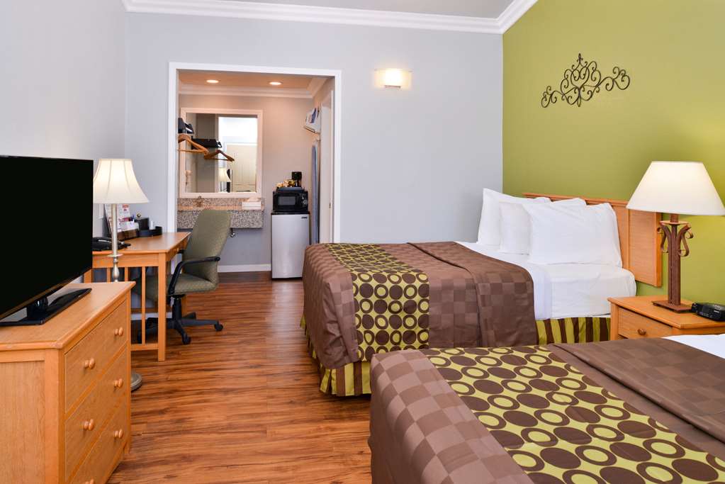 Americas Best Value Inn Los Banos - photo 14