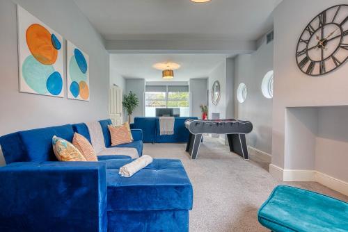 Spacious House in Nottingham Sleeps 16 — 4-Star Luxury Hotel in Nottingham, United Kingdom