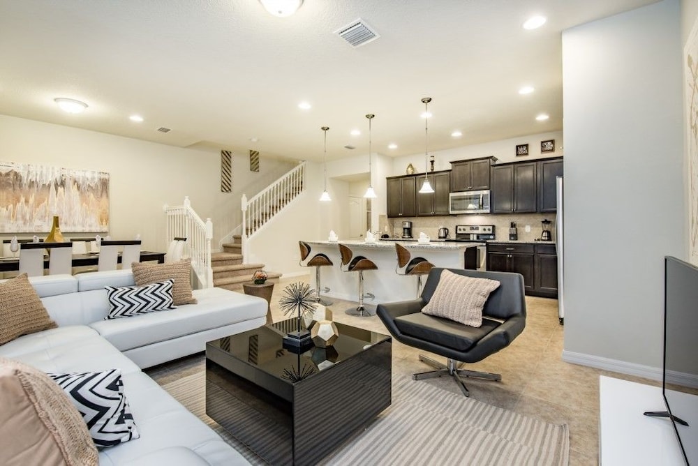 Ev216592 Windsor At Westside Resort 5 Bed 4 Baths Townhome - photo 3
