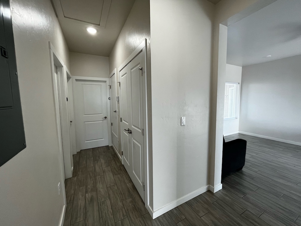 Longhorn Flats - photo 5