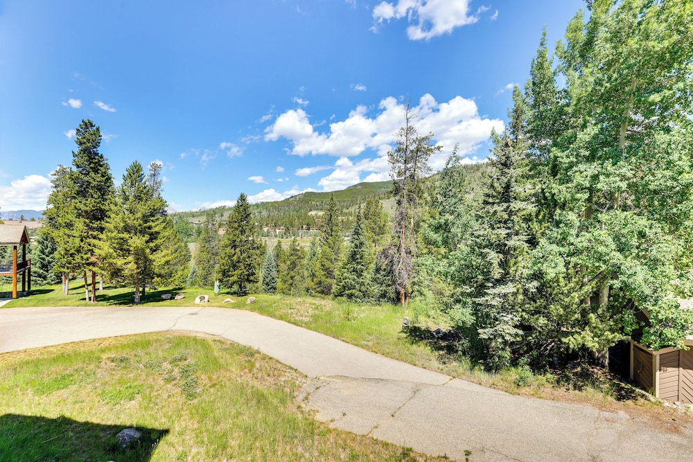 Keystone Condo on Shuttle Line 1 Mi to Resort - photo 8