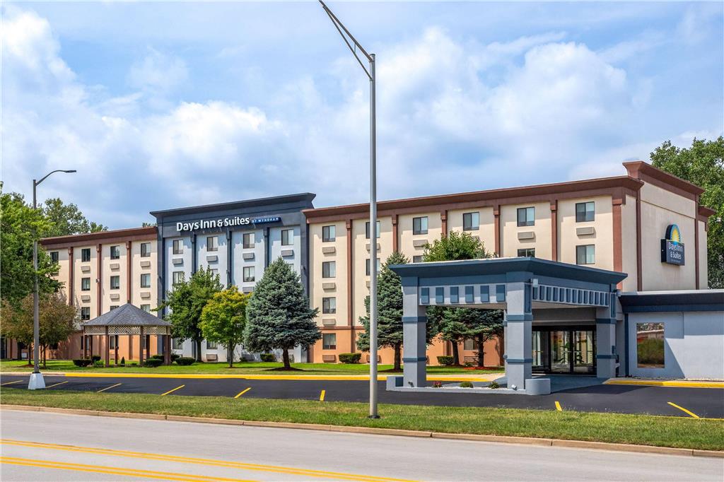 Days Inn And Suites By Wyndham Hammond In — Hammond
