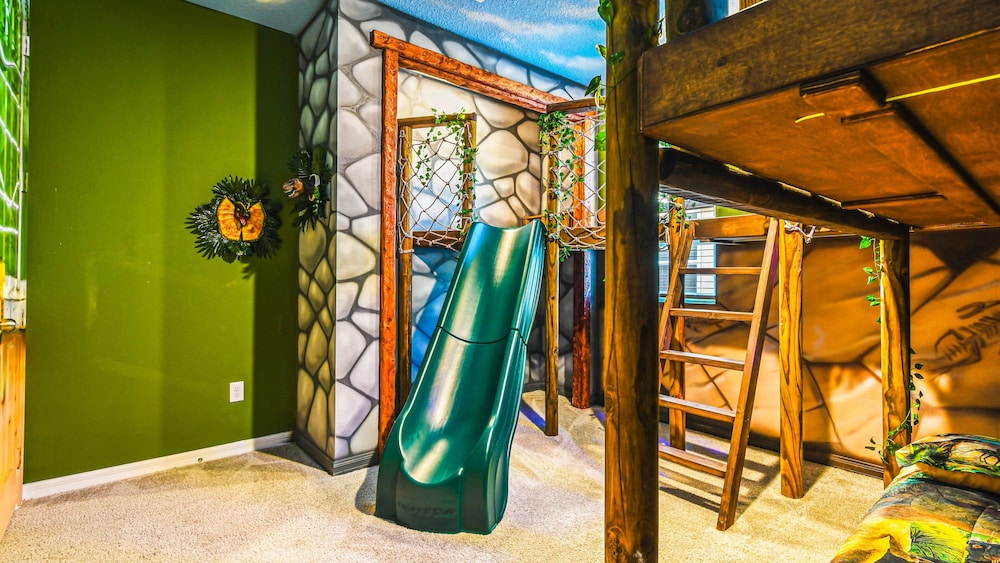 Family Oasis W pool & Spa Near Disney - photo 52