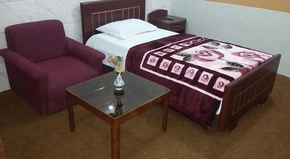 Bloom Star Hotel — Quetta — photo 5
