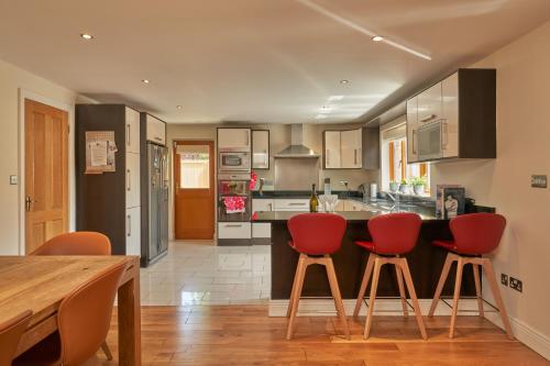 Dublin 'Home from Home' Luxury Private Secure House — 4-Star Luxury Hotel in Dublin, Republic of Ireland