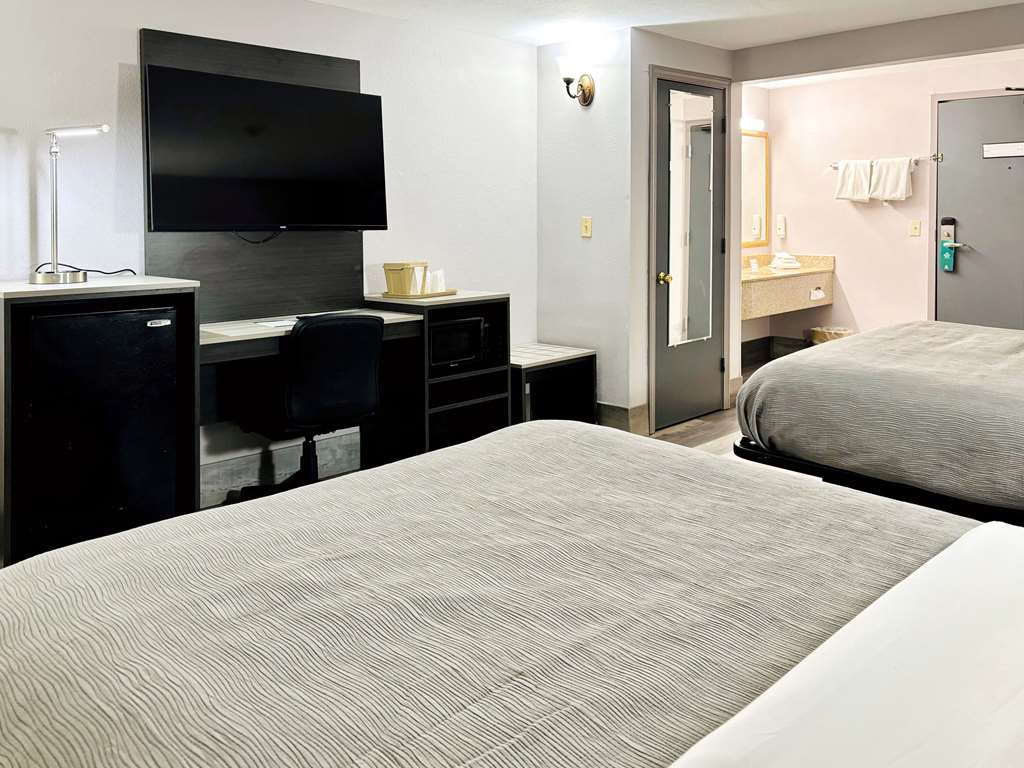 Quality Inn Raynham Taunton - photo 22